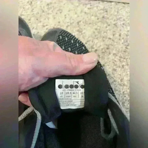 Diadora Mythos Blushield Hip 6 Running Shoes Mens Size 10.5 - Picture 9 of 10